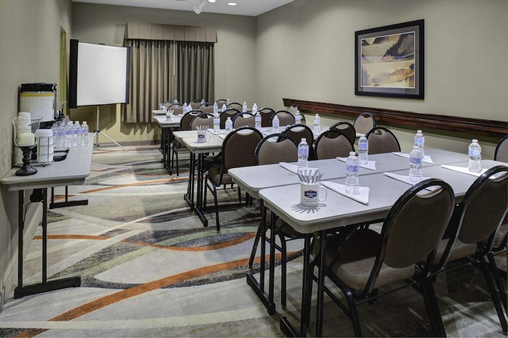 Hampton Inn Elkhorn Lake Geneva Area Exterior photo